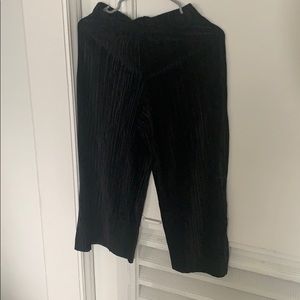 Petite wide leg, satin feel, pants